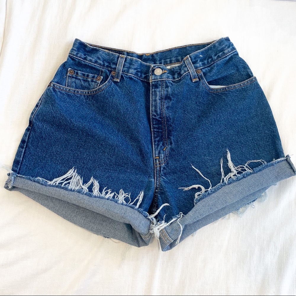 Levi’s 550 High-Rise Relaxed Fit Tapered Leg Cut Off Jeans Blue Size Small